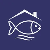 Logótipo da Casa Branco: um peixe por baixo do telhado de uma casa